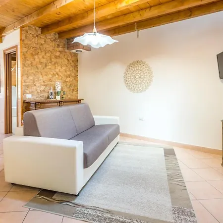 Gasthuis Casa Del Folletto 4*